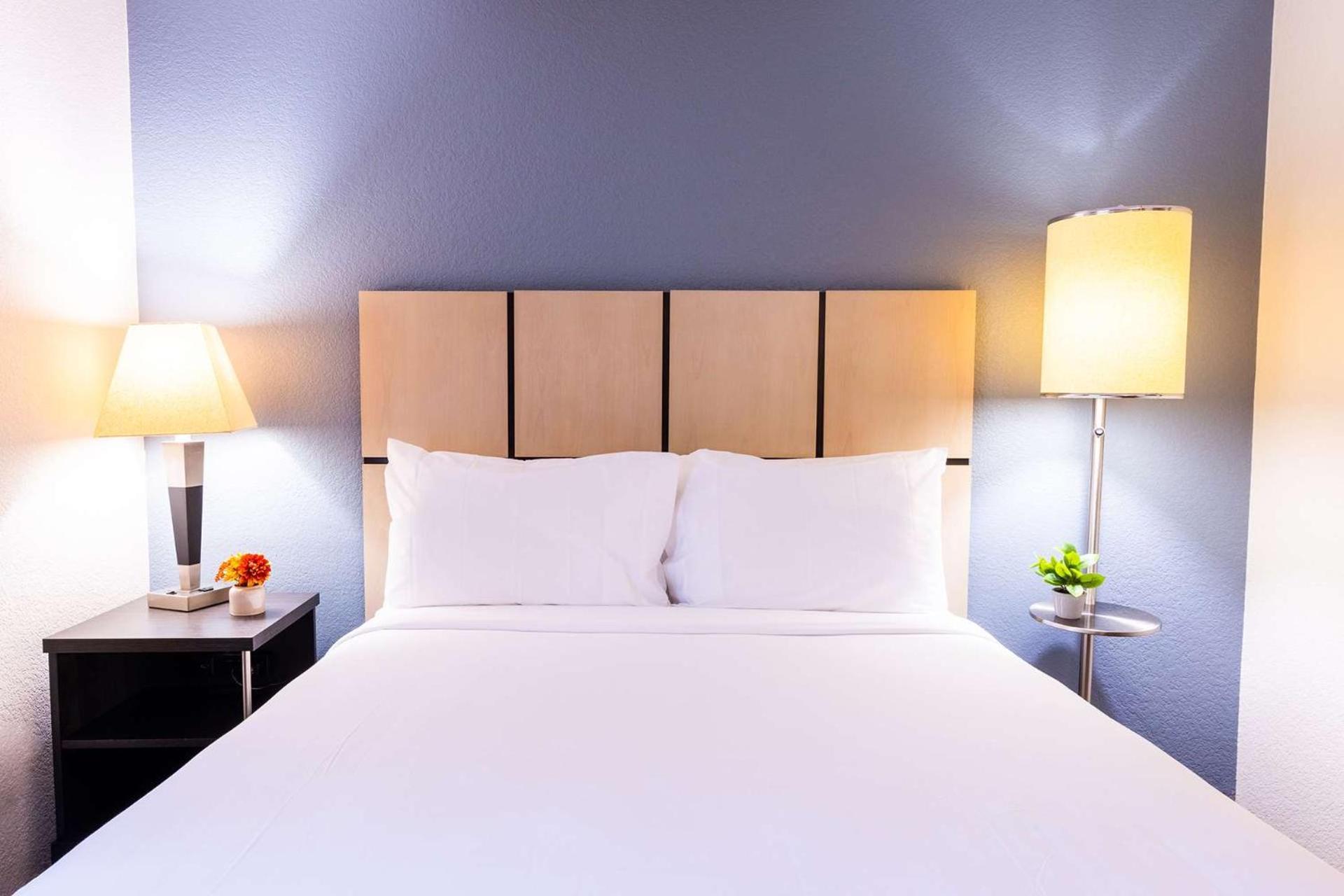 Sonesta Simply Suites Houston Brookhollow Exterior photo